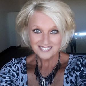 Meet your Posher, Carol